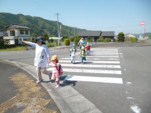 とんとん止まれ